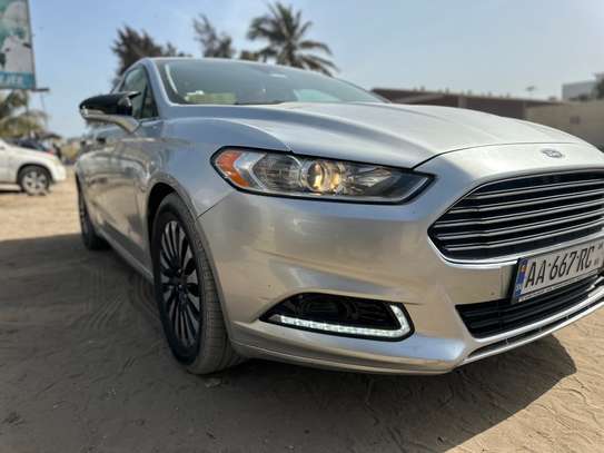 Ford Fusion image 1