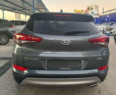 Hyundai Tucson Limited image 7
