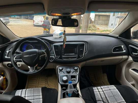 Chrysler C200 2015 image 6