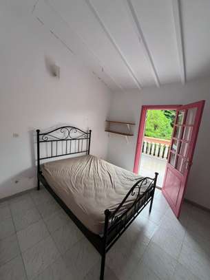 À VENDRE – VILLA R+1 (T4) À LA SOMONE image 4