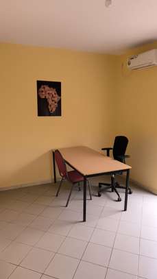 Location Bureau/ Salle de réunion image 3