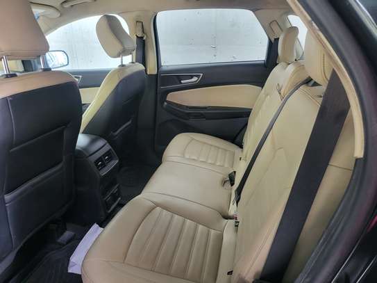 Ford Edge image 5
