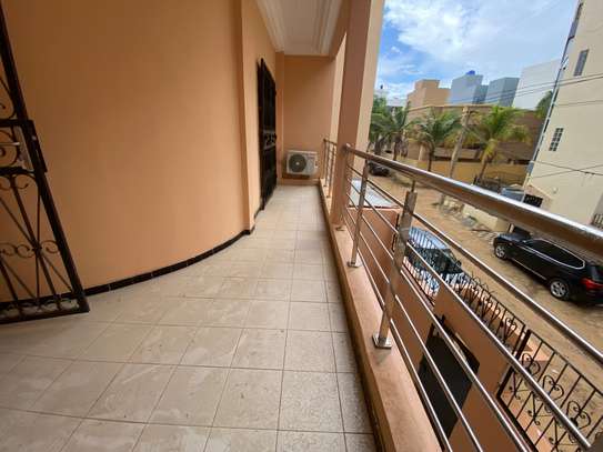 Villa au almadies usage Bureau image 3