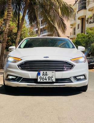 Ford Fusion image 2