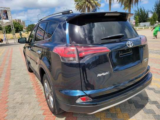 TOYOTA RAV4 LIMITED 2018 image 2