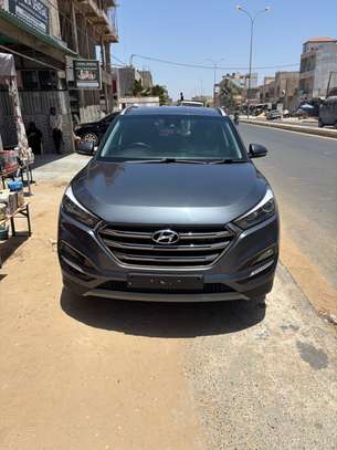 Hyundai Tucson image 2