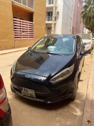 Ford Fiesta 2014 image 2