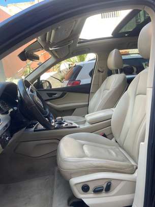 Audi q7 2017 image 4