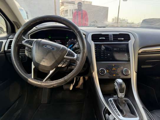 Ford fusion image 7