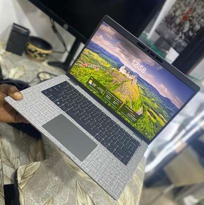 Dell core i5 13eme génération tactile image 1