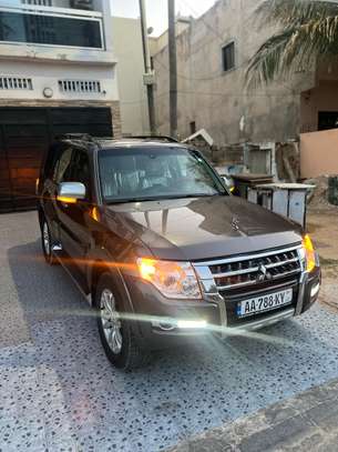 MITSUBISHI PAJERO 2015 image 8