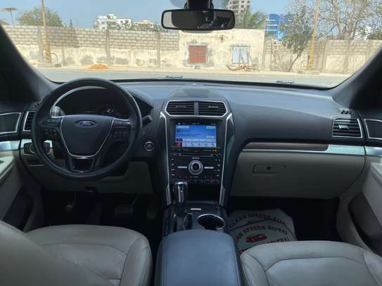 Ford Explorer Limited Annee 2018 image 6