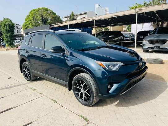 TOYOTA RAV 4 2018 image 4