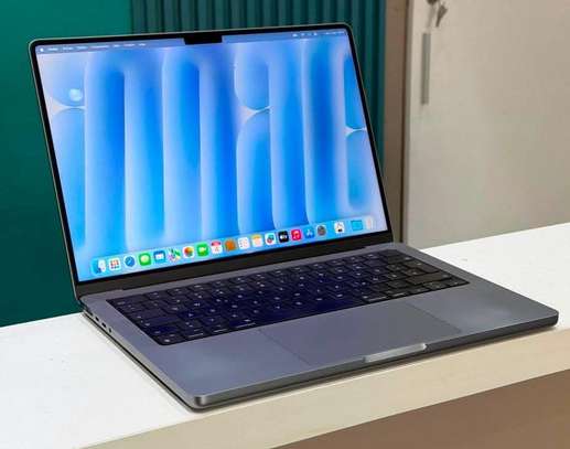MacBook Pro 14” 2021 – M1 Max | 32 Go RAM | 1 To SSD image 3