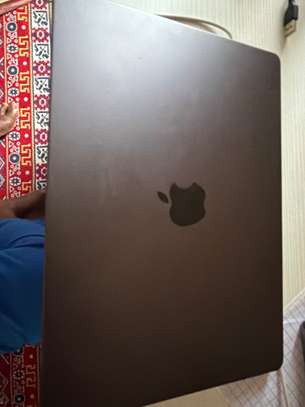 MacBook Pro M4Pro 48Go ram avec disk 1To image 2