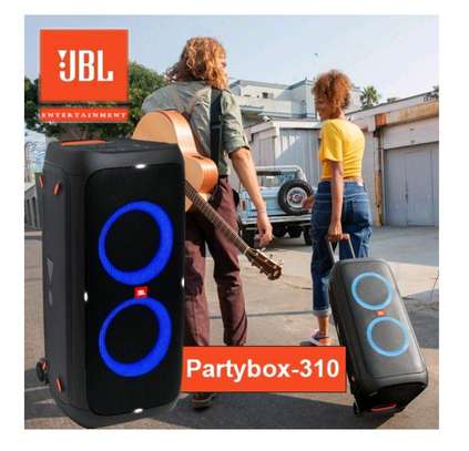 JBL PartyBox 310

Autonomie 18hrs

RV sur Google plus info image 8