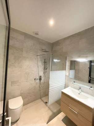 Appartement à Louer Dakar aux Almadies image 2