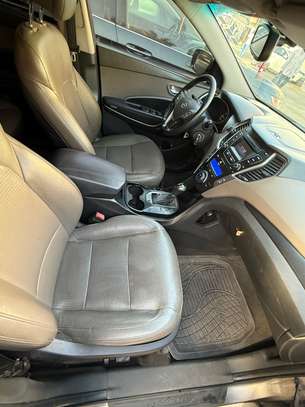 Hyundai Santa fe 2014 4x4 image 7