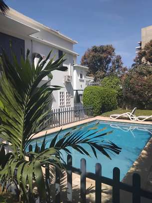 Villa à louer au Plateau pour Habitation ou bureaux image 1