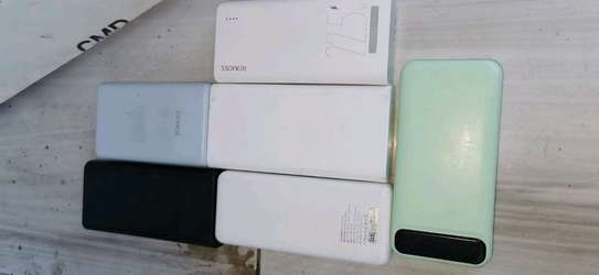 Des Power Bank 10mil ou 20mil MaH image 3