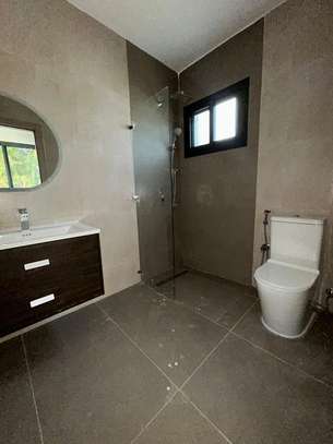 Appartement de type F4 8e étage - RESIDENCE TULIPES image 10