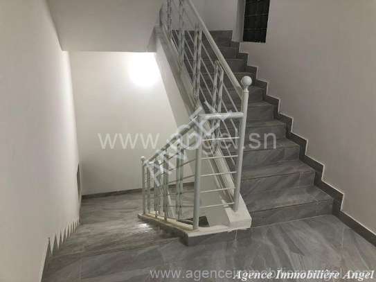 Ref_2455_GL Appartement à louer à sacré cœur image 2