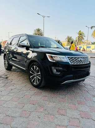 Ford Explorer Limited 2017 image 4