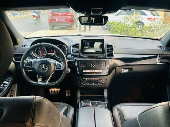 Mercedes GLE image 5