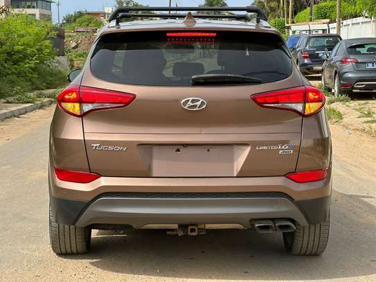 Hyundai Tucson Limited 2016 image 2