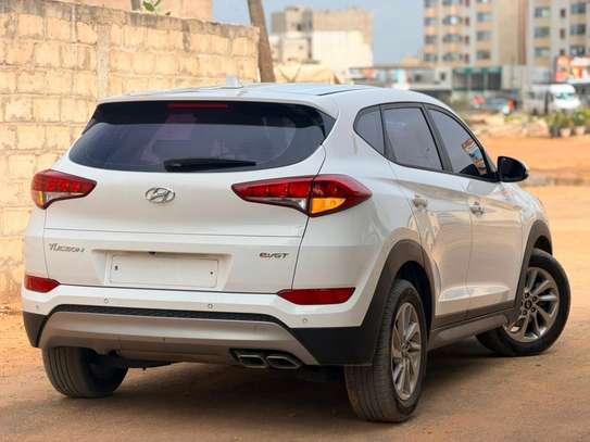 Hyundai Tucson image 5