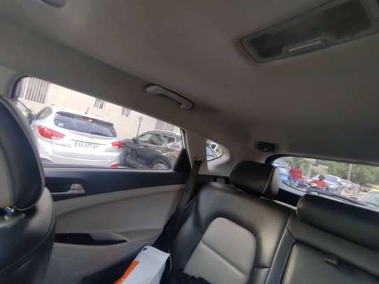 Hyundai Tucson image 6