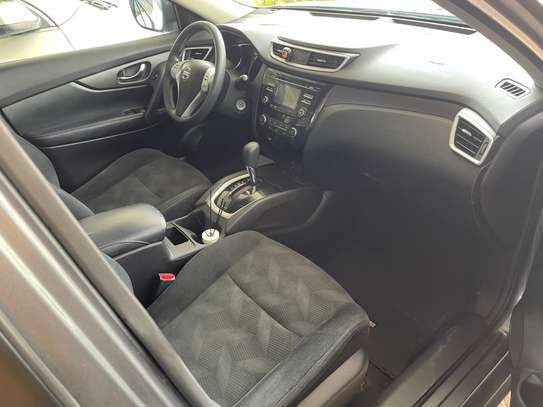 Nissan Rogue sport 2016 version 4x4 image 2