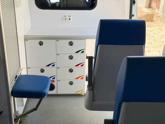 RENAULT MASTER 2018 image 13