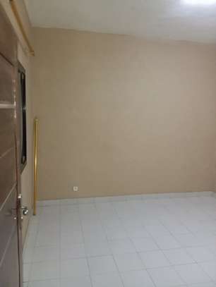 2 Chambres à louer à ndiakhirate image 2