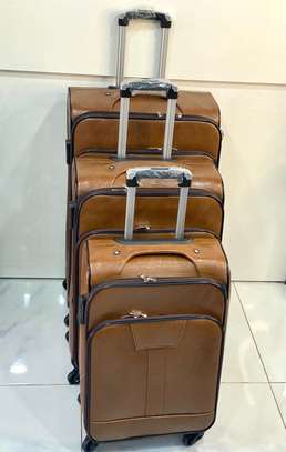 valises simili cuir (bazar Allemand 🇩🇪 image 1