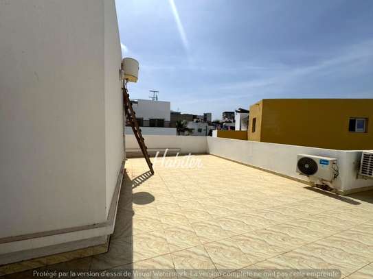 Villa R+1 à louer à la cité Horizon VDN image 2