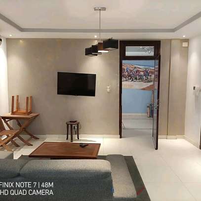 STUDIO MEUBLÉ À LOUER À MERMOZ JUSTE DERRIÈRE KFC image 6