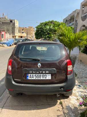 RENAULT DUSTER image 1