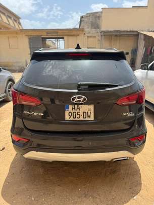 Hyundai Santa fe 2017 image 4