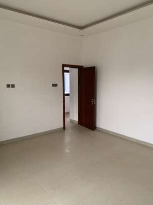 Appartement F3 à louer à la Cité Keur Gorgui image 4