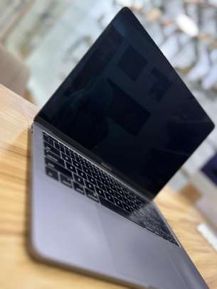 MacBook Pro 13'' 2017 image 2