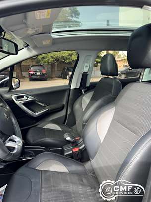 Peugeot 2008 2017 image 13