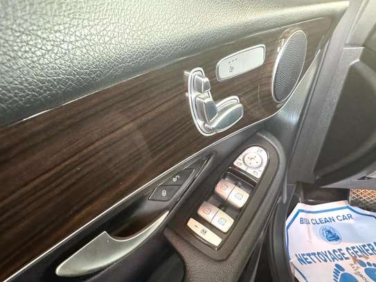 Mercedes GLC 300 4 Mastique image 13