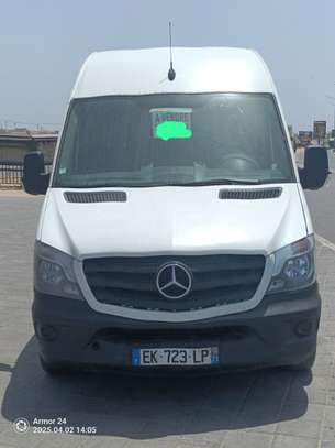 Mercedes Bene Sprinter image 2