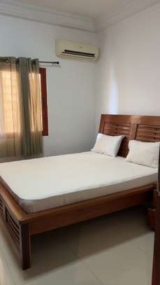 Appartements F3 Meublé à Louer longue durée Ngor virage image 7