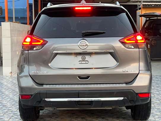 Nissan rogue image 3