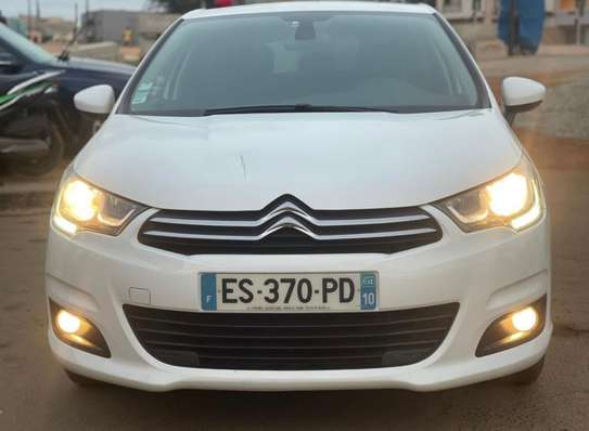 Location TRÈS BELLE CITROËN C4 image 2