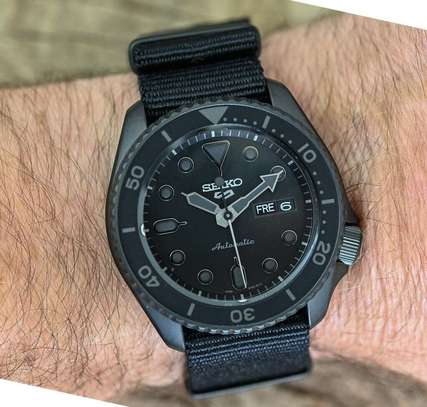 Seiko 5 Sports automatique image 4