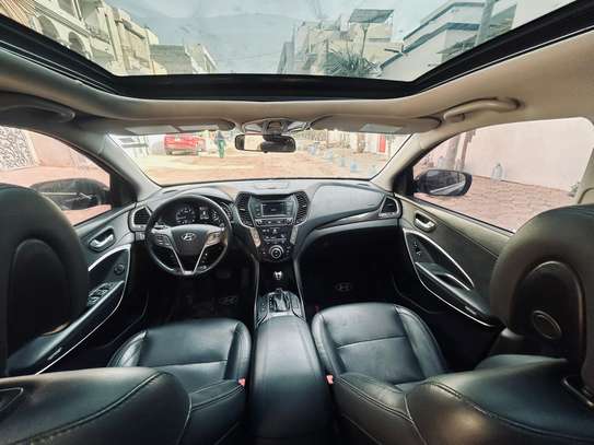 HYUNDAI  SANTAFEE  2017 image 5