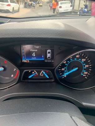 Ford escape image 2